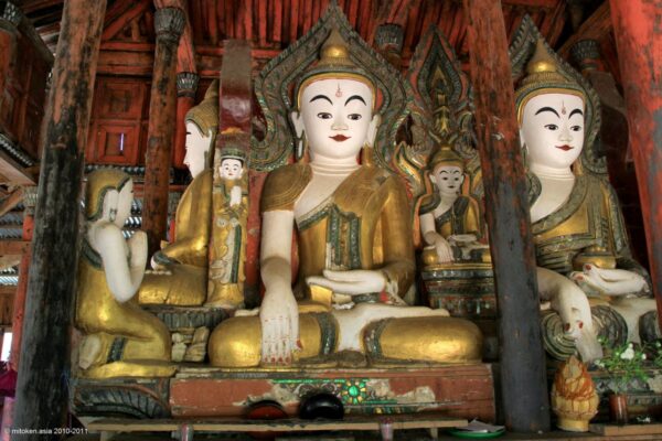 Taw Mwe Khaung Pagoda