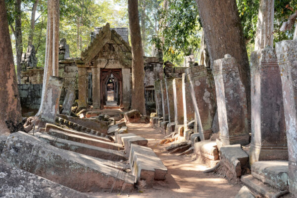 Prasat Kraham