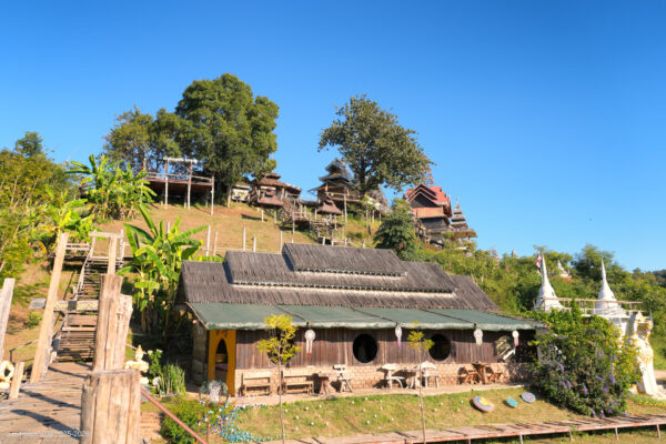 Wat Phu Samanaram