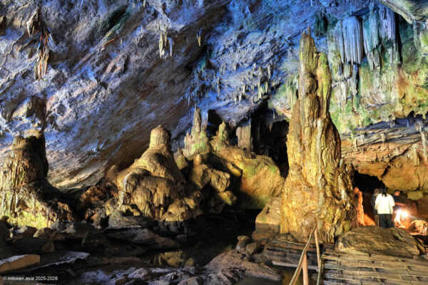 Nam Lod Cave