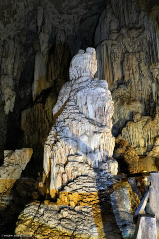 Nam Lod Cave